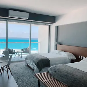 Aparthotel Ocean Front | Sl ***